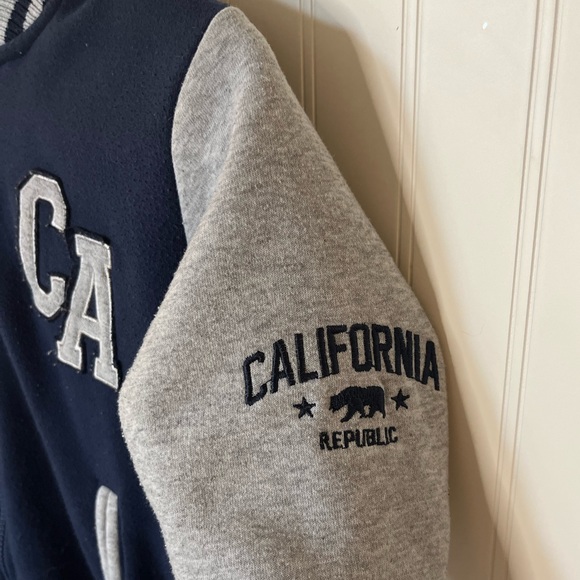BOYS CASUAL FLEECE THERMAL COLOR BLOCK BASEBALL JACKET WITH CA LETTER SAN FRAN - Picture 2 of 4